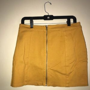 Yellow skirt